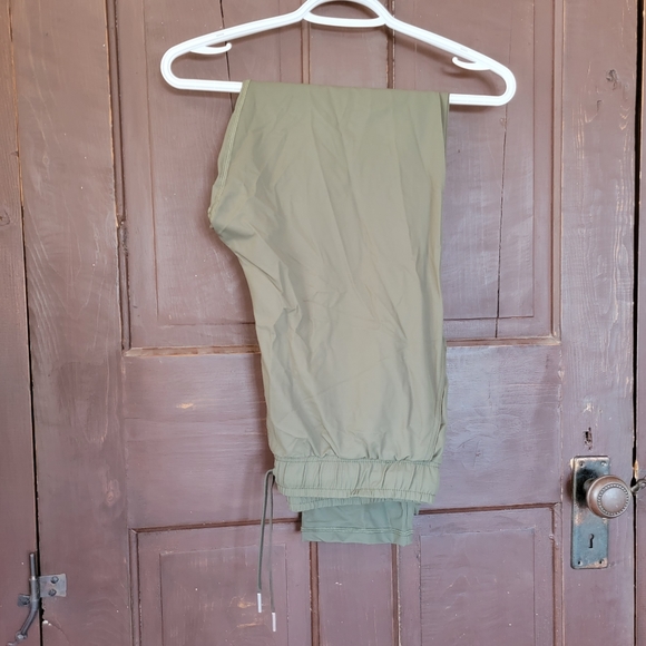 Zyia XL - Picture 2 of 2
